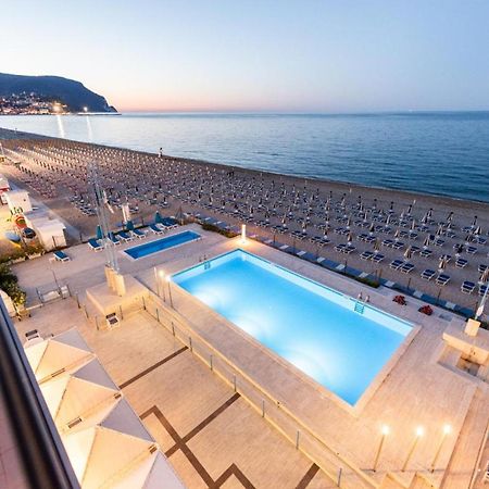 Hotel Marcelli Numana Exteriér fotografie