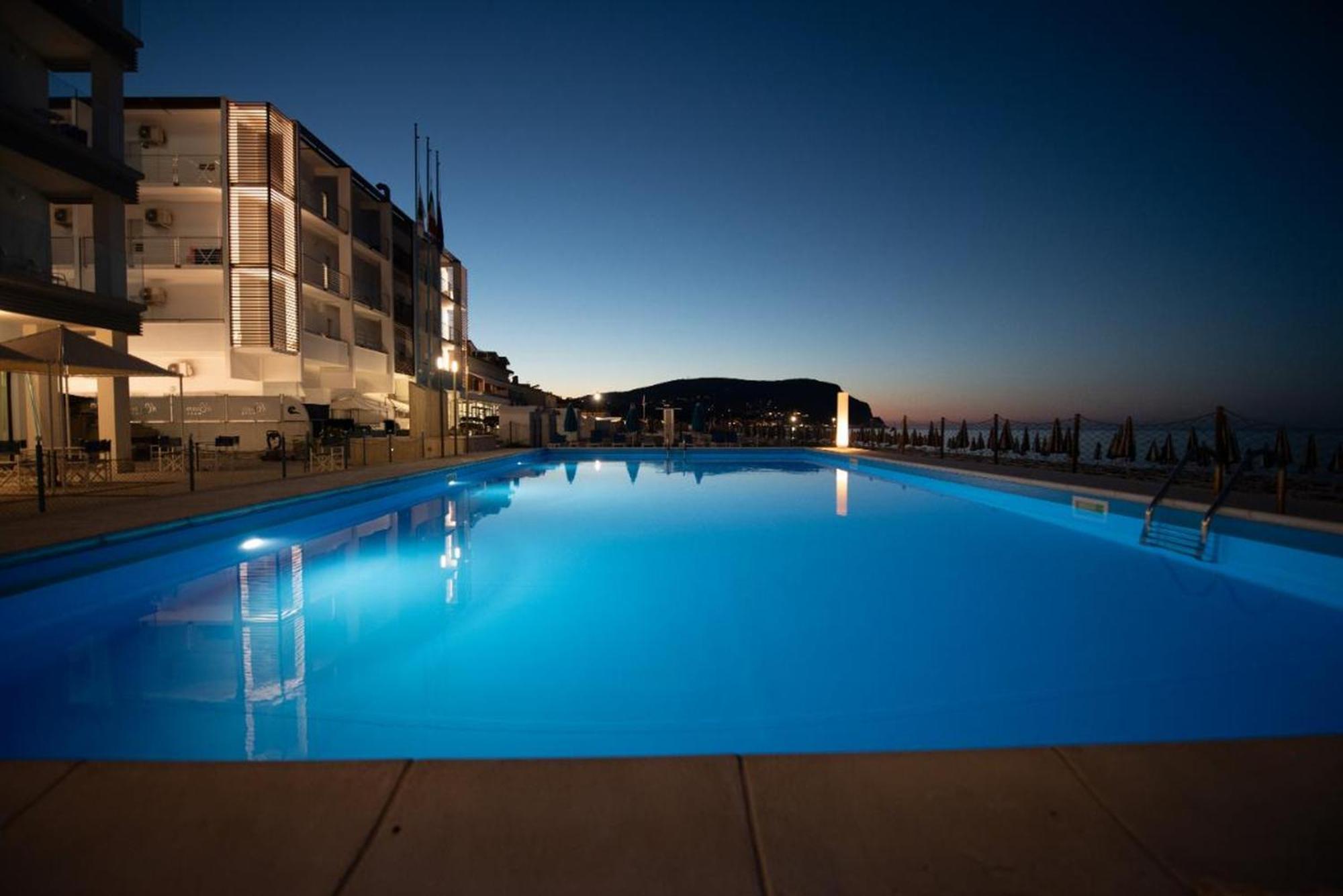 Hotel Marcelli Numana Exteriér fotografie